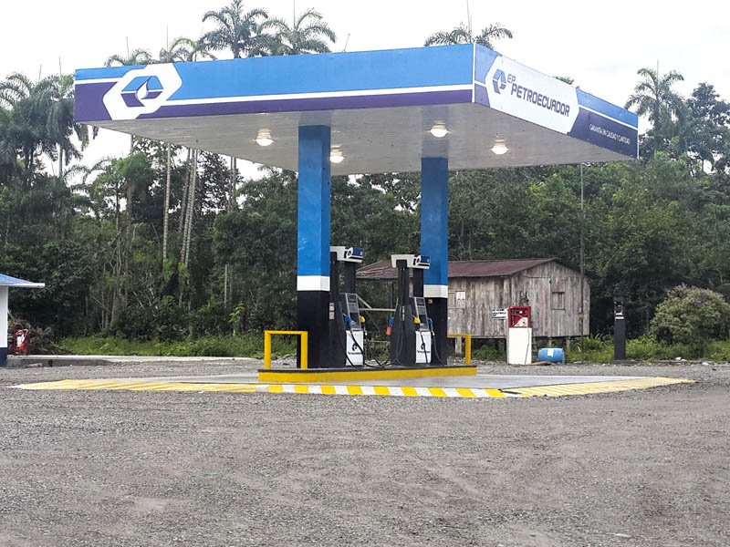 Remodelacion de la Estación de Servicio Petrocomercial Lumbaqui